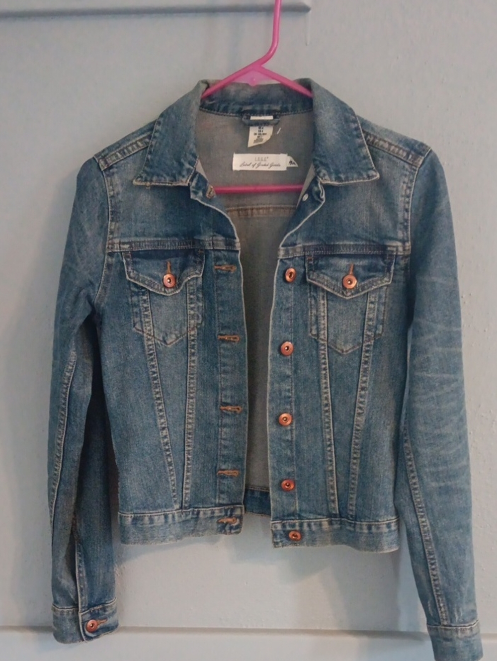 Women's Light Blue Denim Trucker Jacket